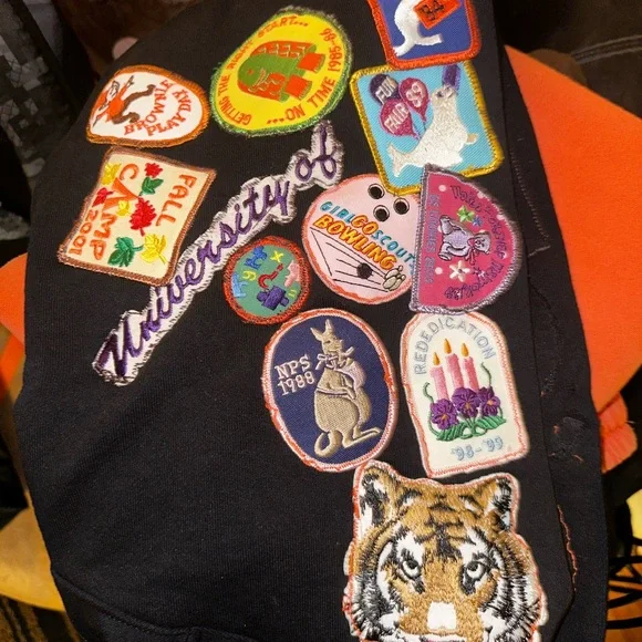 1/1 Patches Hoodie - Picture 2 of 5